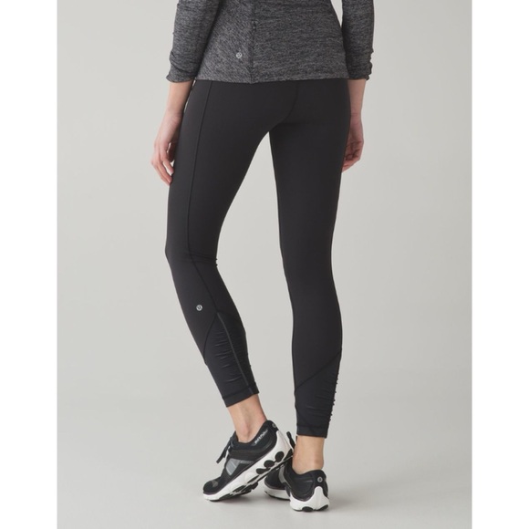 Lululemon Pace Queen Tight Black 4 - Picture 1 of 11